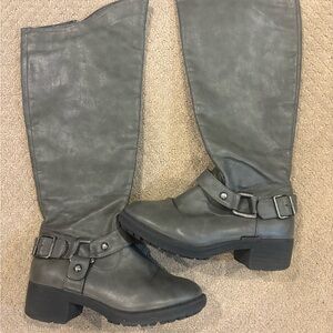 Anna Stylish Gray Knee-High Boots